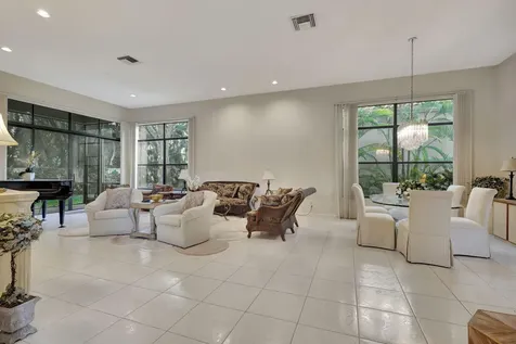 4528 Barclay Fair Way Lake Worth FL 33449