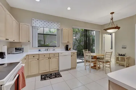 4528 Barclay Fair Way Lake Worth FL 33449