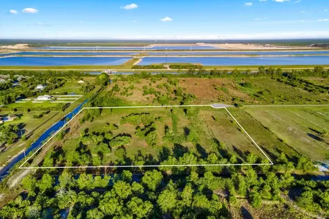 3060 Gator Pond Lane Loxahatchee FL 33470