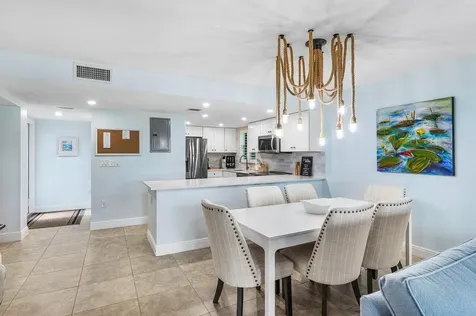 4107 Kittiwake Court Boynton Beach FL 33436