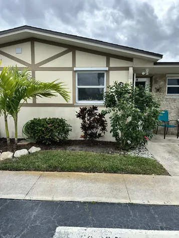 2847 Ashley Drive West Palm Beach FL 33415