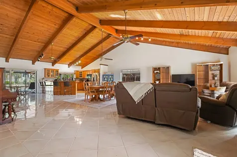 650 Nw 48th Avenue Coconut Creek FL 33063
