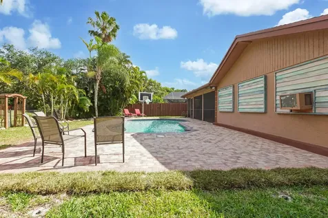 650 Nw 48th Avenue Coconut Creek FL 33063