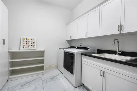 6940 Nw 25th Way Boca Raton FL 33496