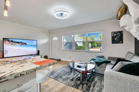 266 Coventry West Palm Beach FL 33417