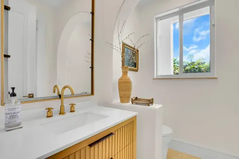 18680 Long Lake Drive Boca Raton FL 33496