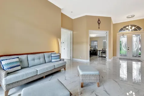 19236 Bay Leaf Court Boca Raton FL 33498