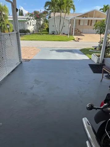 4257 1st Ct, Lot 84 Lake Worth FL 33462