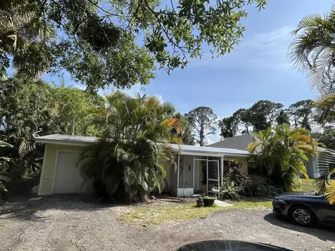 203 E Easy Street Fort Pierce FL 34982