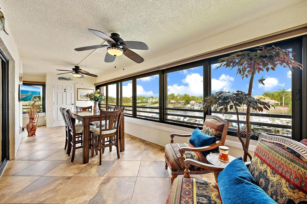 533 Oak Harbour Drive Juno Beach FL 33408