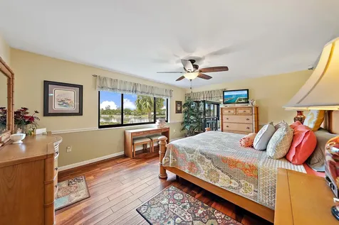 533 Oak Harbour Drive Juno Beach FL 33408