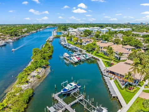533 Oak Harbour Drive Juno Beach FL 33408