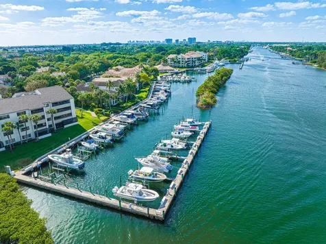 533 Oak Harbour Drive Juno Beach FL 33408
