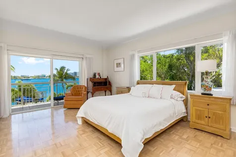 250 Bradley Place Palm Beach FL 33480