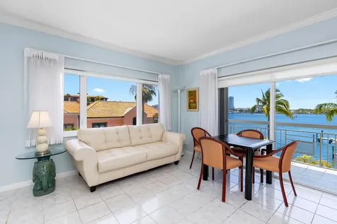 250 Bradley Place Palm Beach FL 33480