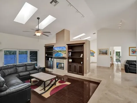 1120 Sw 19th Avenue Boca Raton FL 33486