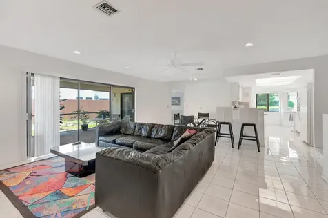 21634 Sonoma Court Boca Raton FL 33433