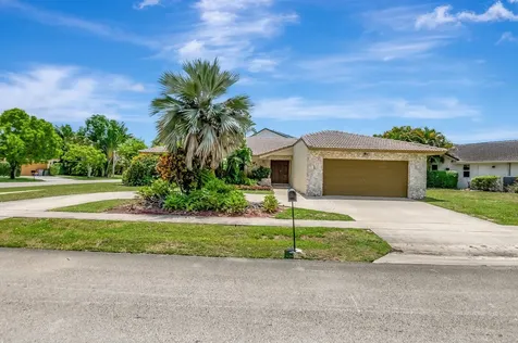 21634 Sonoma Court Boca Raton FL 33433