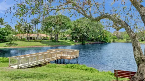 2708 Nw 26th Circle Boca Raton FL 33431