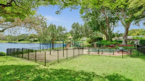 2708 Nw 26th Circle Boca Raton FL 33431
