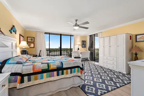 5047 N Highway A1a Hutchinson Island FL 34949
