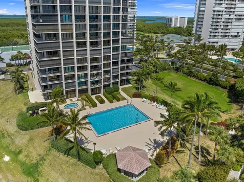 5047 N Highway A1a Hutchinson Island FL 34949