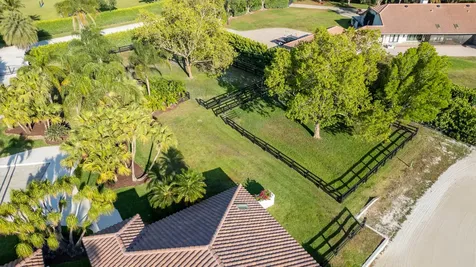 2184 Appaloosa Trail Wellington FL 33414