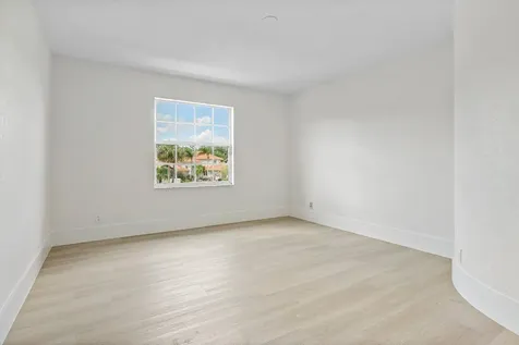20321 Hacienda Court Boca Raton FL 33498