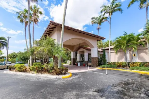 20321 Hacienda Court Boca Raton FL 33498
