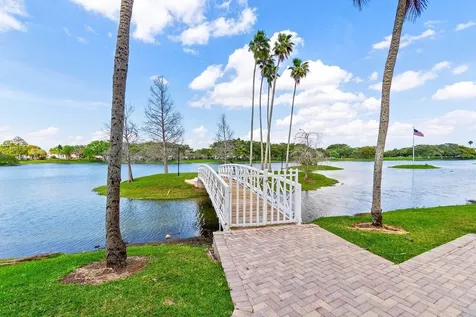 20321 Hacienda Court Boca Raton FL 33498