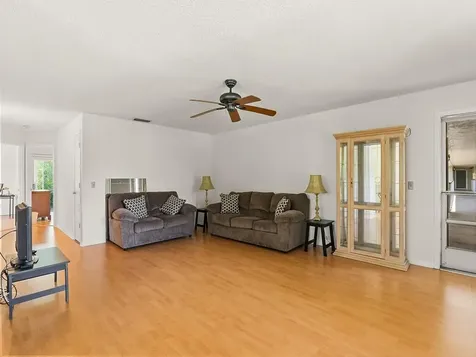23 Lake Vista 207 Trail Port Saint Lucie FL 34952