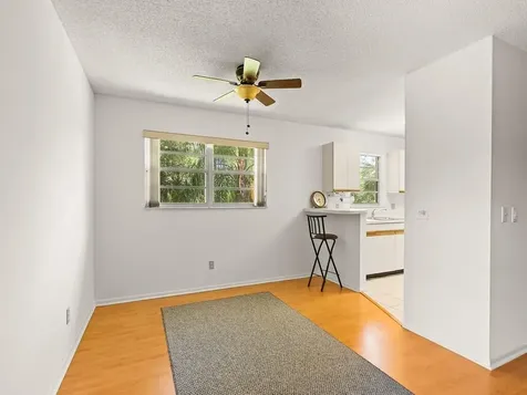 23 Lake Vista 207 Trail Port Saint Lucie FL 34952