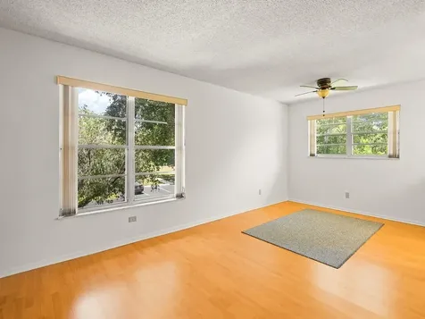 23 Lake Vista 207 Trail Port Saint Lucie FL 34952
