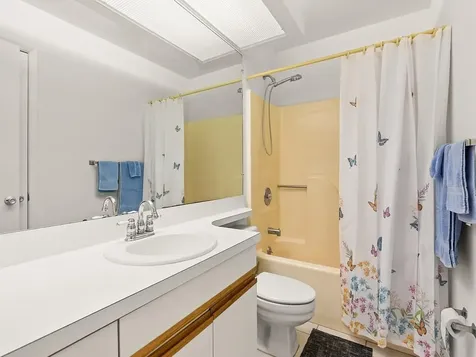 23 Lake Vista 207 Trail Port Saint Lucie FL 34952
