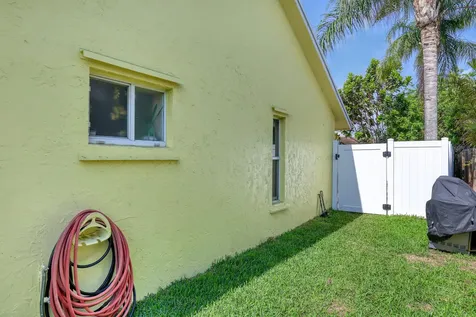 5053 Ouachita Drive Lake Worth FL 33467