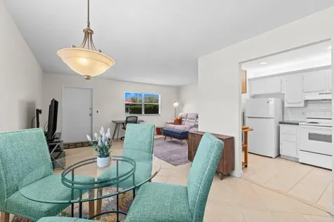 266 Seville L Delray Beach FL 33446