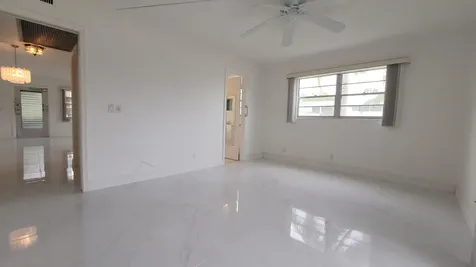 405 Windsor R West Palm Beach FL 33417