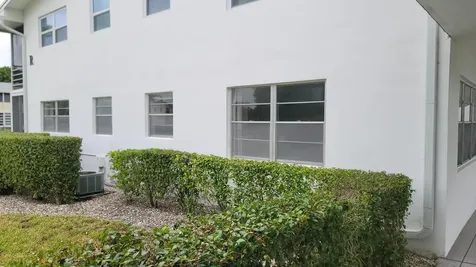 405 Windsor R West Palm Beach FL 33417