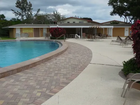 405 Windsor R West Palm Beach FL 33417