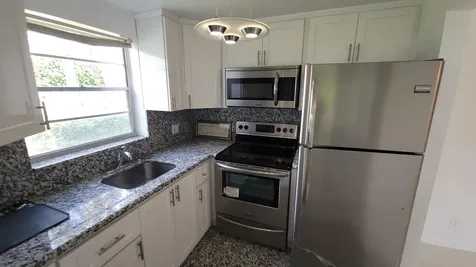 405 Windsor R West Palm Beach FL 33417