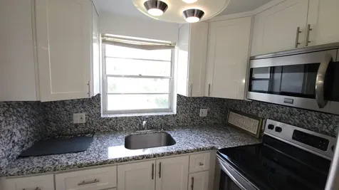 405 Windsor R West Palm Beach FL 33417
