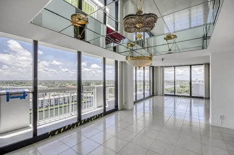 123 Lakeshore Drive North Palm Beach FL 33408