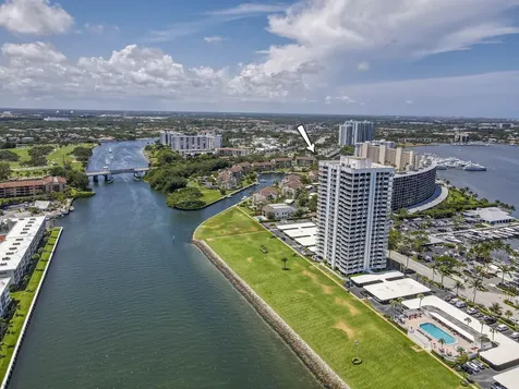 123 Lakeshore Drive North Palm Beach FL 33408