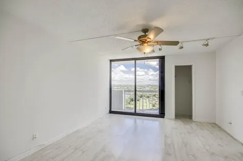 123 Lakeshore Drive North Palm Beach FL 33408