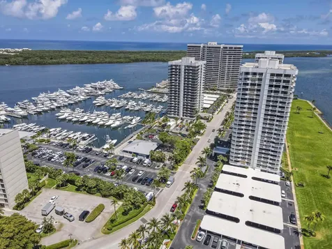 123 Lakeshore Drive North Palm Beach FL 33408