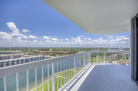 123 Lakeshore Drive North Palm Beach FL 33408