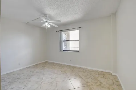 890 N Federal Highway Lantana FL 33462
