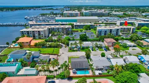 890 N Federal Highway Lantana FL 33462