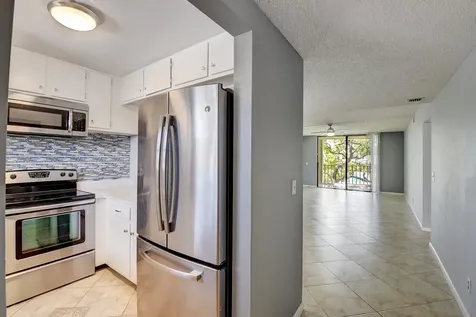 890 N Federal Highway Lantana FL 33462