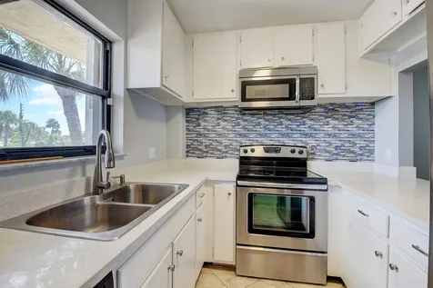 890 N Federal Highway Lantana FL 33462